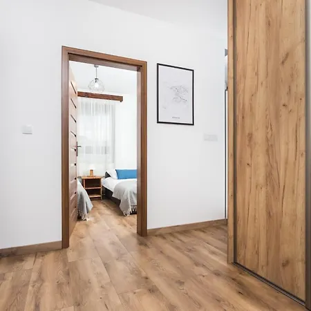 Of The Kings - Wolf Apartment *